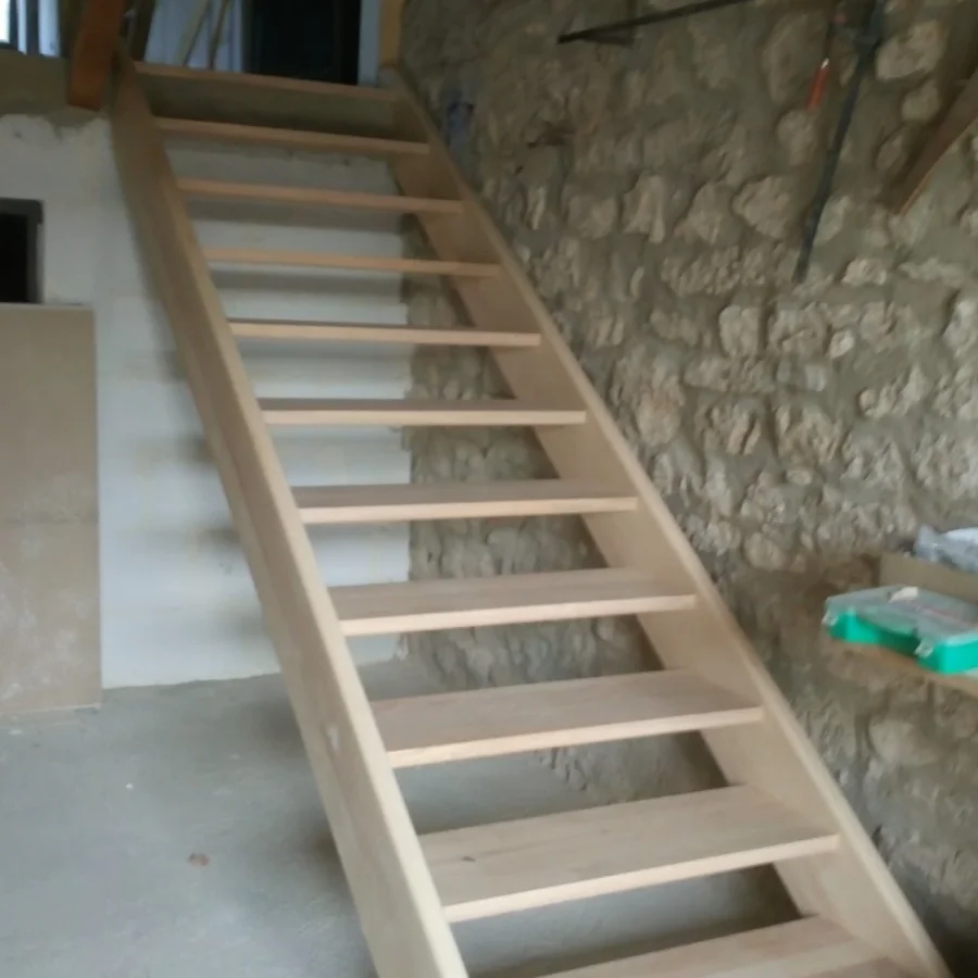 Escaliers en bois - image 1